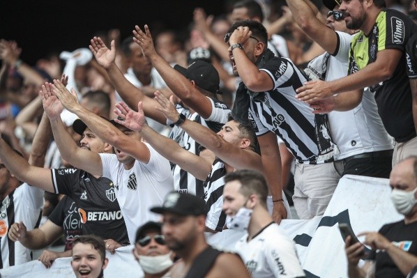 Foto: (Flickr Oficial Atlético/Pedro Souza/Atlético) - A torcida do Atlético ecoou a provocação ao Flamengo após a conquista da Supercopa do Brasil