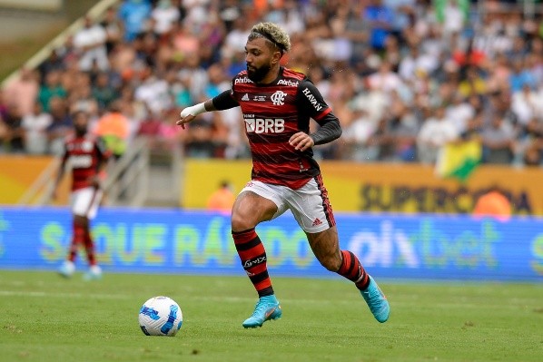 Foto: (Flickr Oficial Flamengo/Marcelo Cortes/Flamengo) - Gabigol também foi citado pelo comentarista após a derrota do Flamengo na Supercopa do Brasil Foto: (Flickr Oficial Flamengo/Marcelo Cortes/Flamengo) - Gabigol também foi citado pelo comentarista após a derrota do Flamengo na Supercopa do Brasil