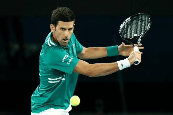 Foto: Getty Images - Novak Djokovic vai estrear em 2022 nesta segunda