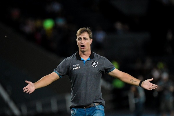 Thiago Ribeiro/AGIF/ Felipe Conceição quando treinava o Botafogo. Thiago Ribeiro/AGIF/ Felipe Conceição quando treinava o Botafogo.