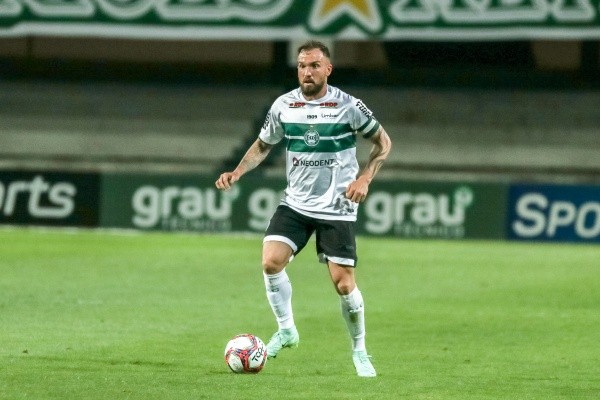 Foto: Robson Mafra/AGIF