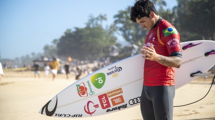 Foto: Getty Images - Gabriel Medina Pipeline 2019 Havaí surfe.