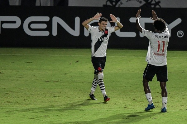 (Foto: Thiago Ribeiro/AGIF) Thalles Magno deverá render uma bolada para Vasco