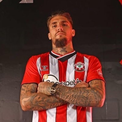 Lyanco pode voltar ao futebol brasileiro (Foto: Divulgação/Site oficial do Southampton)