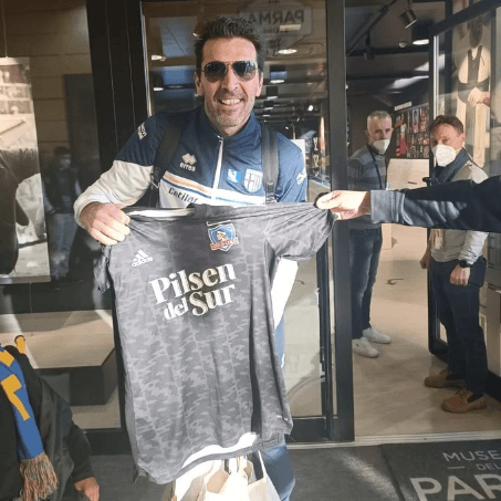 Foto Alfa Romeo F - Imagem do novo carro da escuderia Foto Alfa Romeo F - Imagem do novo carro da escuderia