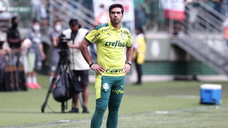 Foto: Ettore Chiereguini/AGIF / Abel Ferreira pode ganhar reforço de peso para o duelo decisivo da Recopa contra o Athletico-PR