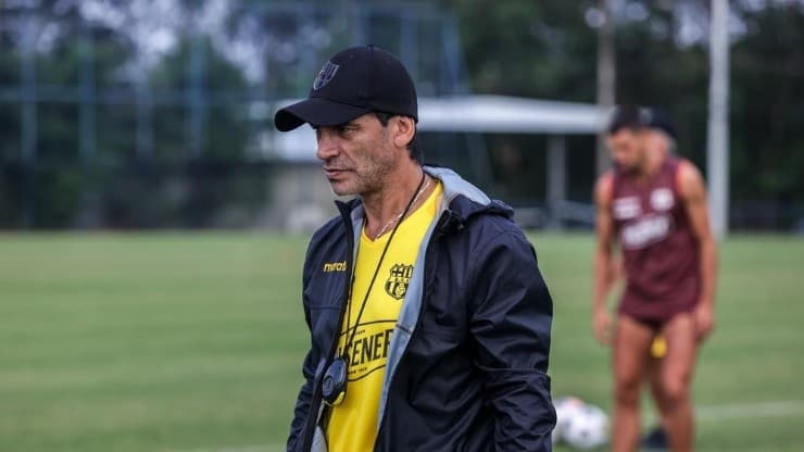 Divulgação / Barcelona SC / Fábian Bustos quando treinava o Barcelona. 