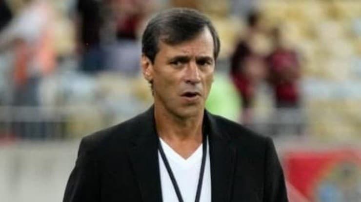 Getty Images/ Fábian Bustos em campo. 