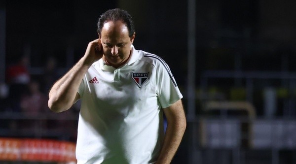 Rogério Ceni, técnico do São Paulo (Foto: Marcello Zambrana/AGIF)