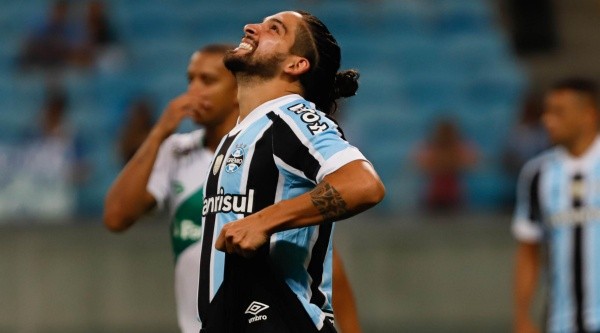 Benítez foi criticado pela torcida do Grêmio (Foto: Maxi Franzoi/AGIF)