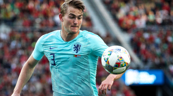 Filipe Amorim/NurPhoto via Getty Images/ Matthijs de Ligt no Ajax.