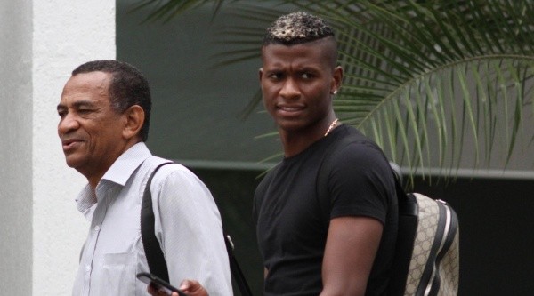 Orejuela pertence ao São Paulo (Foto: Fernando Moreno/AGIF)