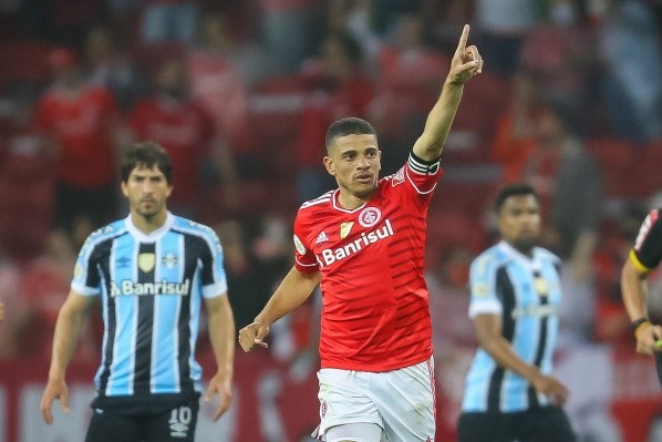Foto: (Pedro H. Tesch/AGIF) - Mauricio citou o último Gre-Nal para projetar o clássico desta quarta-feira (9)