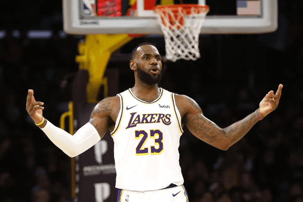 Foto: Katharine Lotze / Getty Images - LeBron James Los Angeles Lakers x Minnesota Timberwolves Foto: Katharine Lotze / Getty Images - LeBron James Los Angeles Lakers x Minnesota Timberwolves