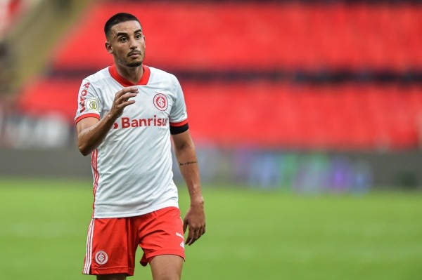 Foto: Thiago Ribeiro/AGIF – Galhardo deve voltar ao Inter em julho deste ano