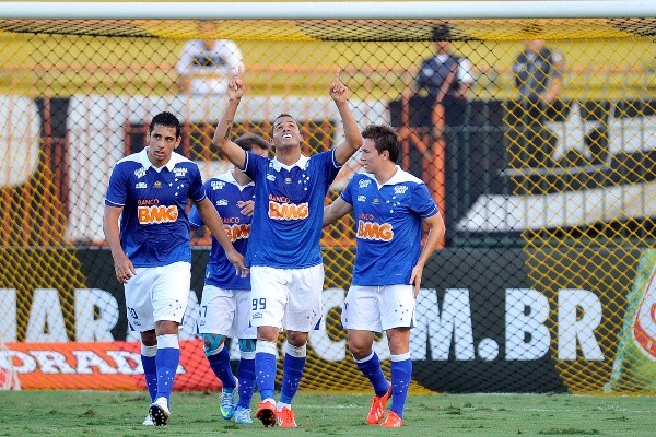 Foto: (Fabio Castro/AGIF) - Anselmo Ramon já passou pelo Cruzeiro
