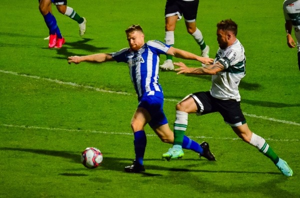 Foto: (R.Pierre/AGIF) - Marcos Serrato fez parte da campanha do acesso do Avaí na Série B 2021