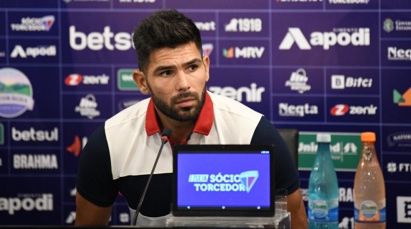 Silvio Romero foi a grande aposta do Fortaleza para temporada (Foto: Kely Pereira/AGIF)