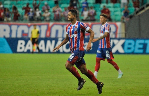 Foto: (Jhony Pinho/AGIF) - Lucas Araújo, que pertence ao Bahia, pode fazer sua estreia pelo Sampaio Corrêa neste sábado (12)