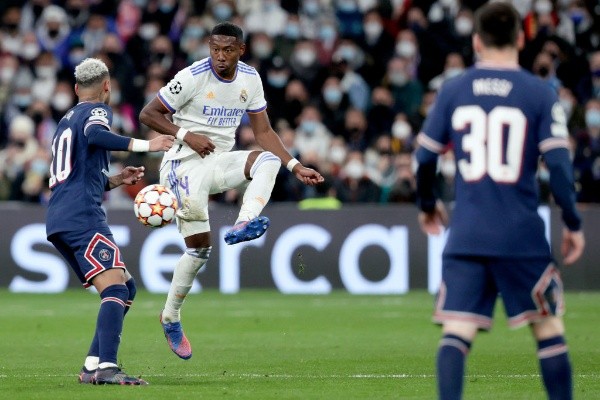 David S. Bustamante/Soccrates/Getty Images/ Real Madrid x PSG em campo pela Champions League. 