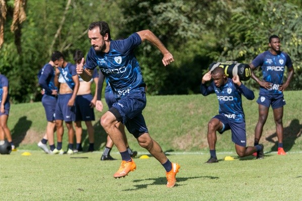 Foto: (Flickr Oficial Londrina/Ricardo Chicarelli/Londrina EC.) - Thiago Ribeiro está cotado para iniciar o duelo entre Londrina e Athletico Paranaense