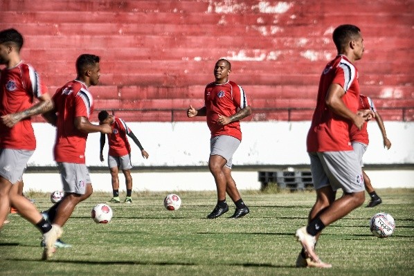 Paulo Paiva/AGIF – Walter em sua passagem pelo Santa Cruz