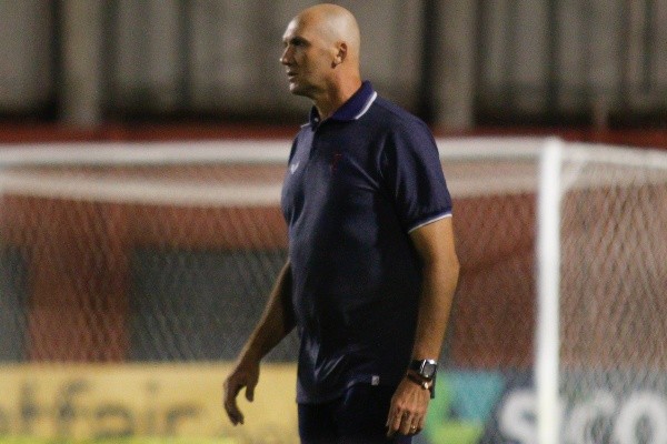 Foto: (Gabriel Machado/AGIF) - Gilmar Dal Pozzo deve é aguardado neste domingo (13) no Sport, para assumir o cargo de treinador até o fina da Série B 2022