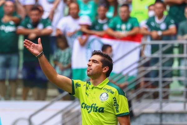 ( Foto: Marcello Zambrana/AGIF) Breno Lopes não descarta sau saída do Palmeiras