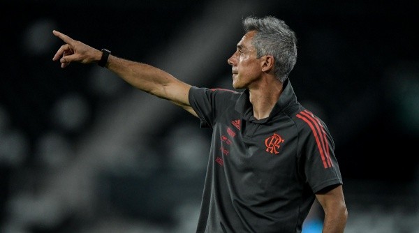 Paulo Sousa pediu contratações para diretoria do Flamengo (Foto: Thiago Ribeiro/AGIF)