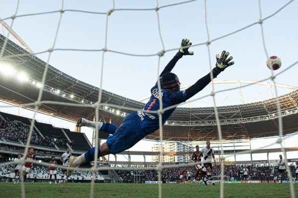 Foto: (Jorge Rodrigues/AGIF) - O Vasco quer a revanche no Clássico dos Milhões