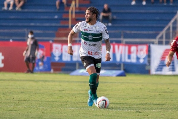 Luizão: Opção jovem para o ataque do Coxa - Foto: Robson Mafra/AGIF