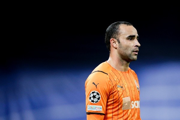 Ismaily em ação pelo Shakhtar - Foto: David S. Bustamante/Soccrates/Getty Images