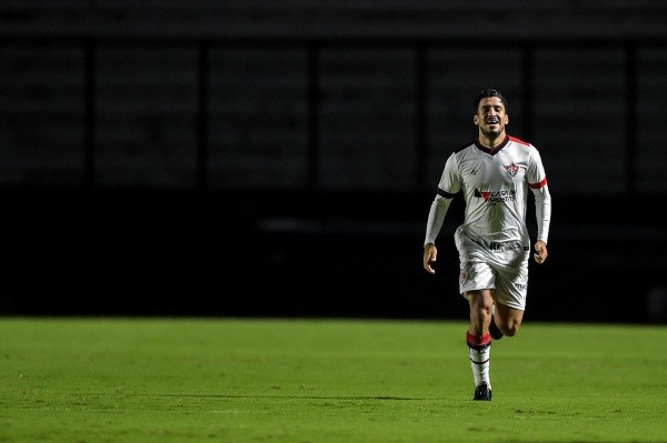 Foto: (Thiago Ribeiro/AGIF) - Marcinho disputou a última Série B pelo Vitória, onde disputou 24 jogos, marcou quatro gols e concedeu três assistências