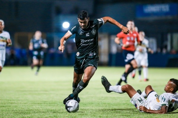Foto: (Fernando Torres/AGIF) - O Remo não vence uma partida desde o dia 10 de fevereiro