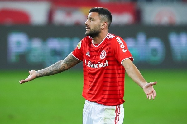 Foto: Pedro H. Tesch/AGIF – Boschilia tem problemas musculares e é desfalque para o Gre-Nal