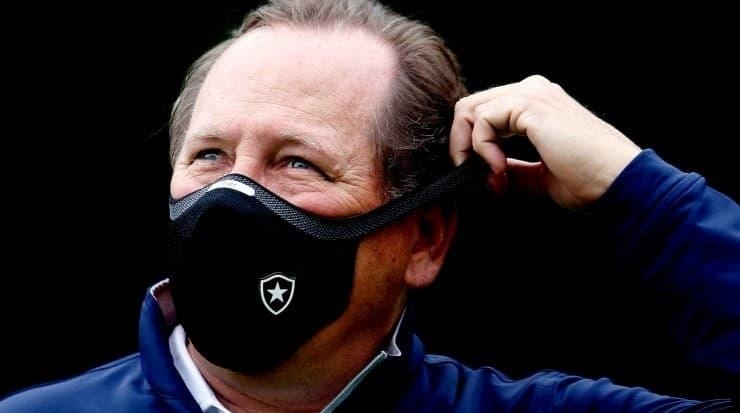 Foto: Vítor Silva / Flickr Botafogo - Textor não mede esforços para reforçar o Botafogo