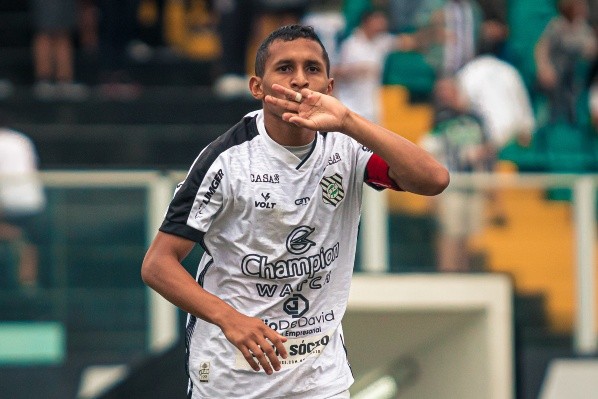 Foto: (Flickr Oficial Figueirense/Patrick Floriani/FFC) - Andrew foi o autor do único gol do Figueirense nas quartas de final do Campeonato Catarinense 2022