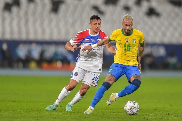 Foto: Thiago Ribeiro/AGIF | Tite contará com o retorno de Neymar que estava lesionado