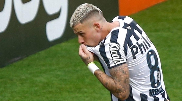 Jobson não está nos planos do Santos para sequência da temporada (Foto: Marcello Zambrana/AGIF)