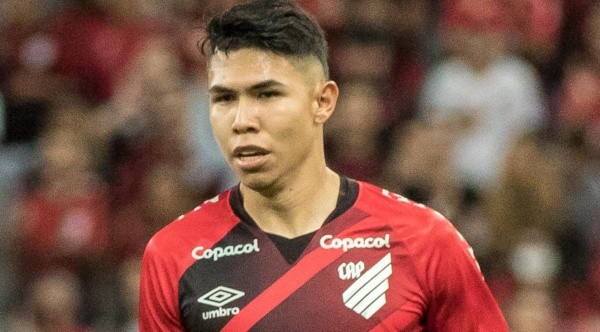 Nico Hernández perdeu a titularidade em 2022 - Foto: Robson Mafra/AGIF