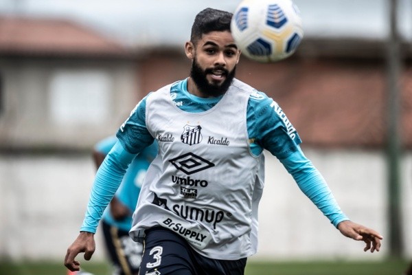 Foto: Ivan Storti/Santos FC – Felipe Jonatan (foto) está em baixa no Santos e foi ventilado no Botafogo