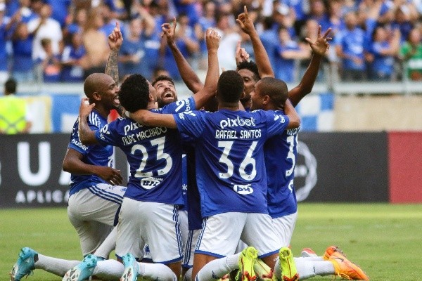 Foto: (Fernando Moreno/AGIF) - Agora, o Cruzeiro busca ser campeão mineiro, algo que não acontece desde 2019