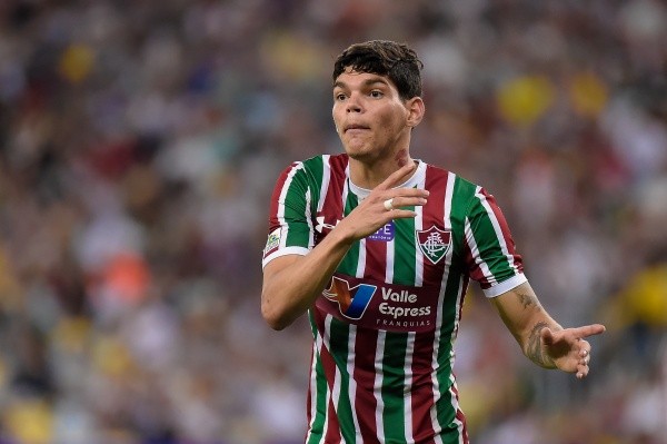 Foto:Thiago Ribeiro/AGIF | Ayrton Lucas pode pintar no Flamengo por empréstimo até dez/22