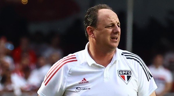 São Paulo conseguiu a classificação para a final do Paulistão com Ceni ( Foto: Marcello Zambrana/AGIF ) São Paulo conseguiu a classificação para a final do Paulistão com Ceni ( Foto: Marcello Zambrana/AGIF )