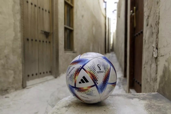 Foto: Divulgação/Adidas/ Bola oficial da Copa do Mundo. 