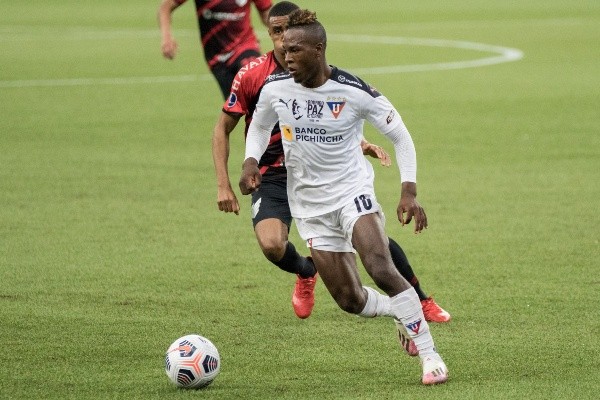 Foto: Robson Mafra/AGIF