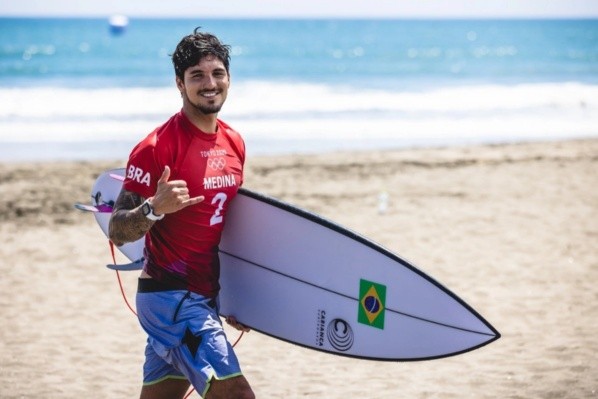 Gabriel Medina está afastado dos torneios - Foto: Instagram
