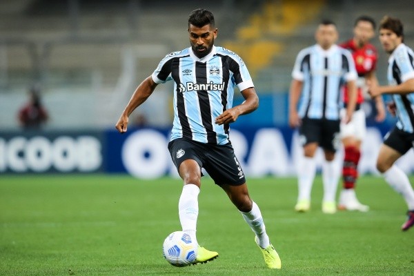 Foto: Ricardo Rimoli/AGIF – Thiago Santos pode deixar o Imortal e voltar aos EUA no meio deste ano