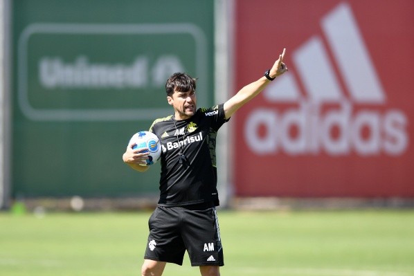 Foto: (Flickr Oficial Internacional/Ricardo Duarte/Internacional) - Alexander Medina esboçou uma formação inicial do Inter para a 1ª rodada da Sula