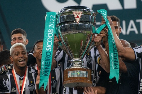 Foto: (Alessandra Torres/AGIF) - Réver é pentacampeão estadual pelo Galo